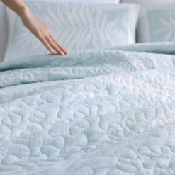 Field Of Fronds Cotton Sham Green - Tommy Bahama -Bedding Store GUEST 152e95a4 1015 40a4 a282 0eab73b6a649