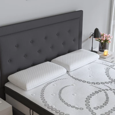 Merrick Lane Queen Size Ventilated Memory Foam Bed Pillow - Cool Gel Infused Memory Foam Pillow For Sleeping 4 Merrick Lane Queen Size Ventilated Memory Foam Bed Pillow - Cool Gel Infused Memory Foam Pillow For Sleeping - Image 4