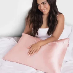 Kitsch Satin Pillowcase