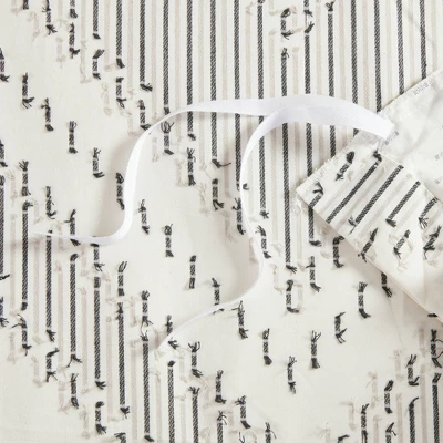 Keaton Cotton Clip Jacquard Duvet Cover Set Gray - Urban Habitat 8 Keaton Cotton Clip Jacquard Duvet Cover Set Gray - Urban Habitat - Image 8