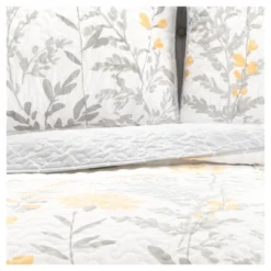 3pc Aprile Reversible Quilt Set - Lush Décor -Bedding Store GUEST 6119741d ef6f 418c 8c32 bd68d2c6a085