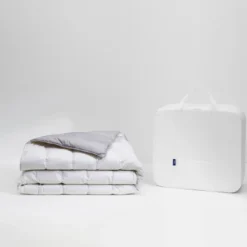 The Casper Humidity Fighting Duvet -Bedding Store GUEST 92918a3b f5df 4c23 a69e c27271fab6db
