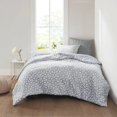 Soho Geo Reversible Duvet Cover Set Gray/White - N Natori 1 Soho Geo Reversible Duvet Cover Set Gray/White - N Natori