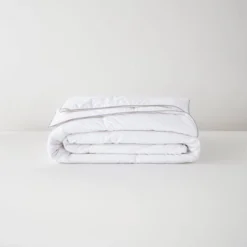Lightweight Down Comforter - Tuft & Needle 5 Lightweight Down Comforter - Tuft & Needle -Bedding Store GUEST b7e85e1b 2695 42ab 93ef 3dff90c41e4a 1